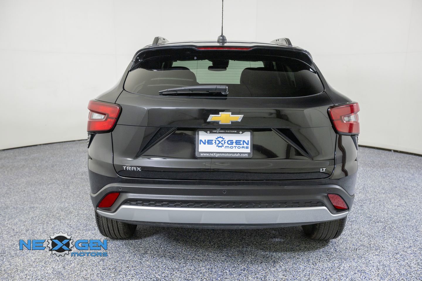 Used 2025 Chevrolet Trax LT w/ Driver Confidence Package FWD image 6