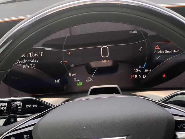 New 2027 Cadillac Vistiq Luxury AWD/4WD image 14
