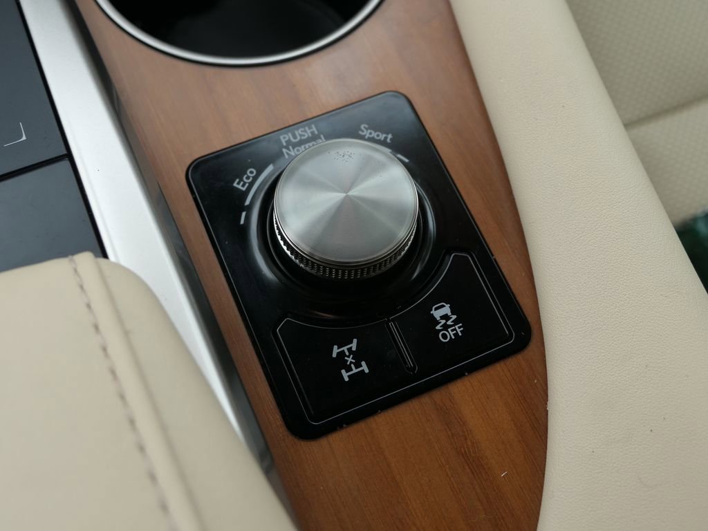 Used 2022 Lexus RX 350 AWD w/ Premium Package image 25