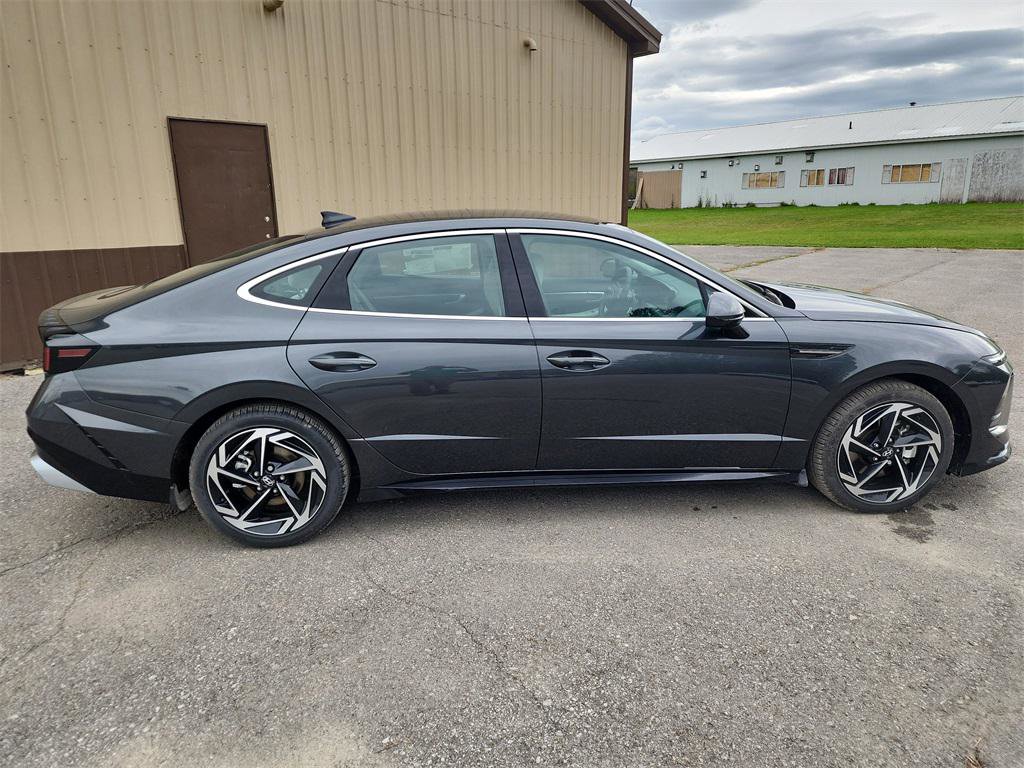 New 2025 Hyundai Sonata SEL image 9