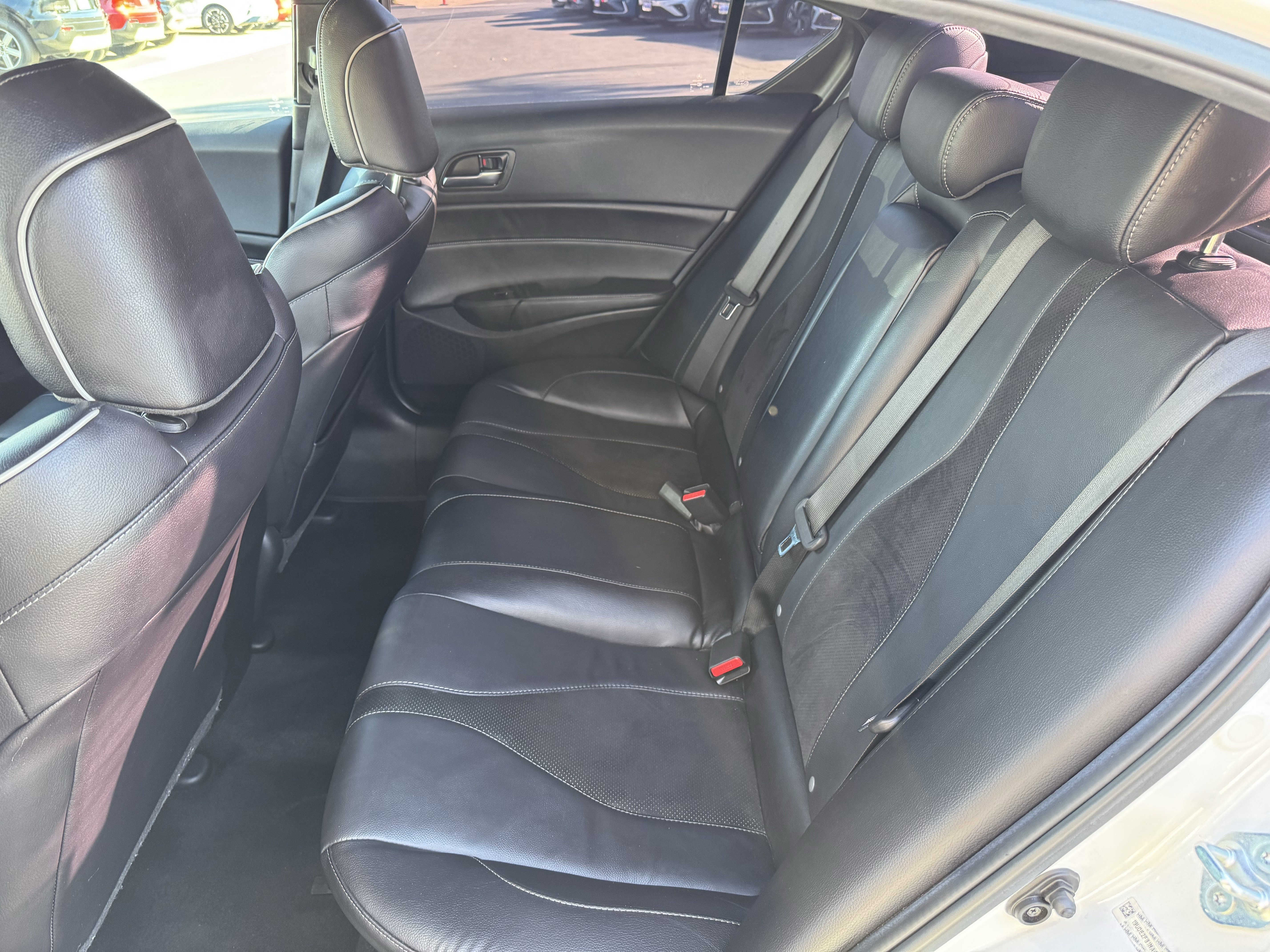 Used 2022 Acura ILX image 34