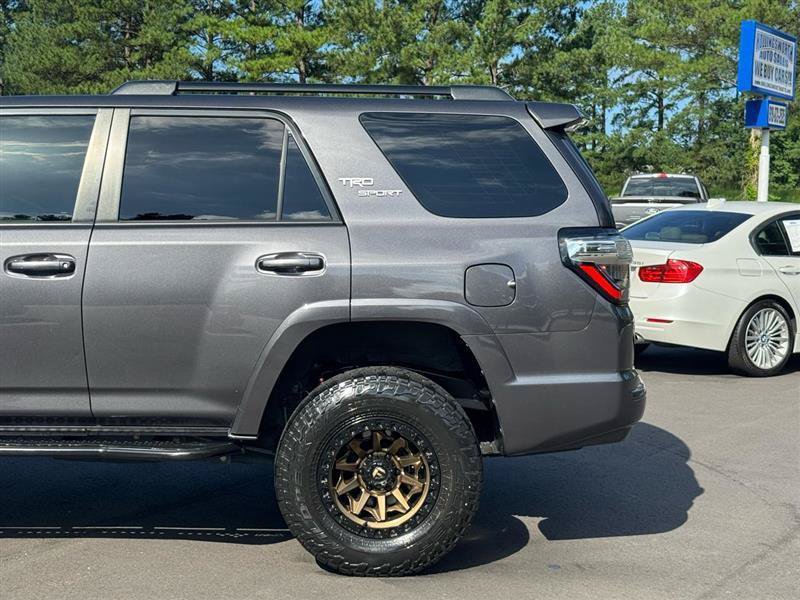 Used 2022 Toyota 4Runner TRD Sport w/ Technology Package AWD/4WD image 6