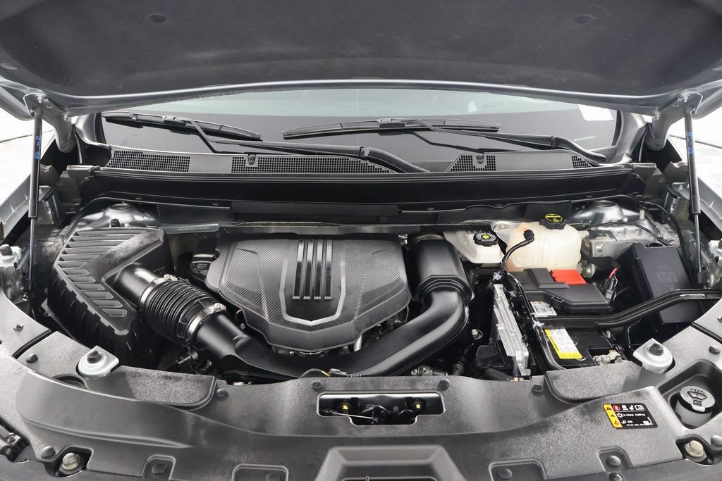 Used 2024 Chevrolet Traverse LT w/ Enhanced Driving Package FWD image 14