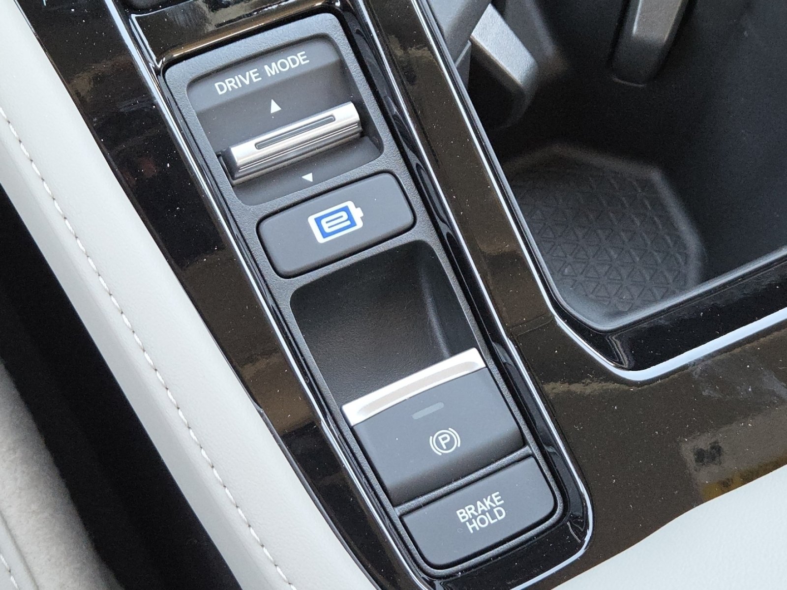 New 2026 Honda Accord Touring image 11
