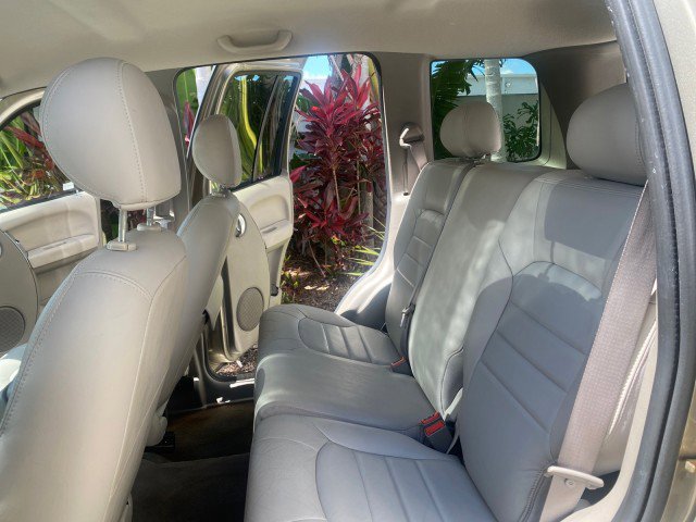 Used 2003 Jeep Liberty Limited image 15