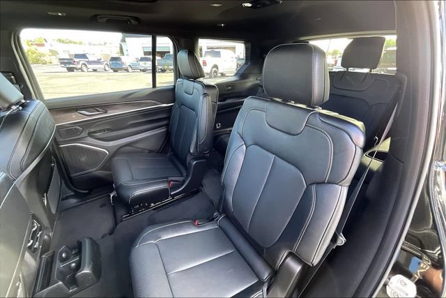 New 2026 Jeep Grand Cherokee L Limited AWD/4WD image 10