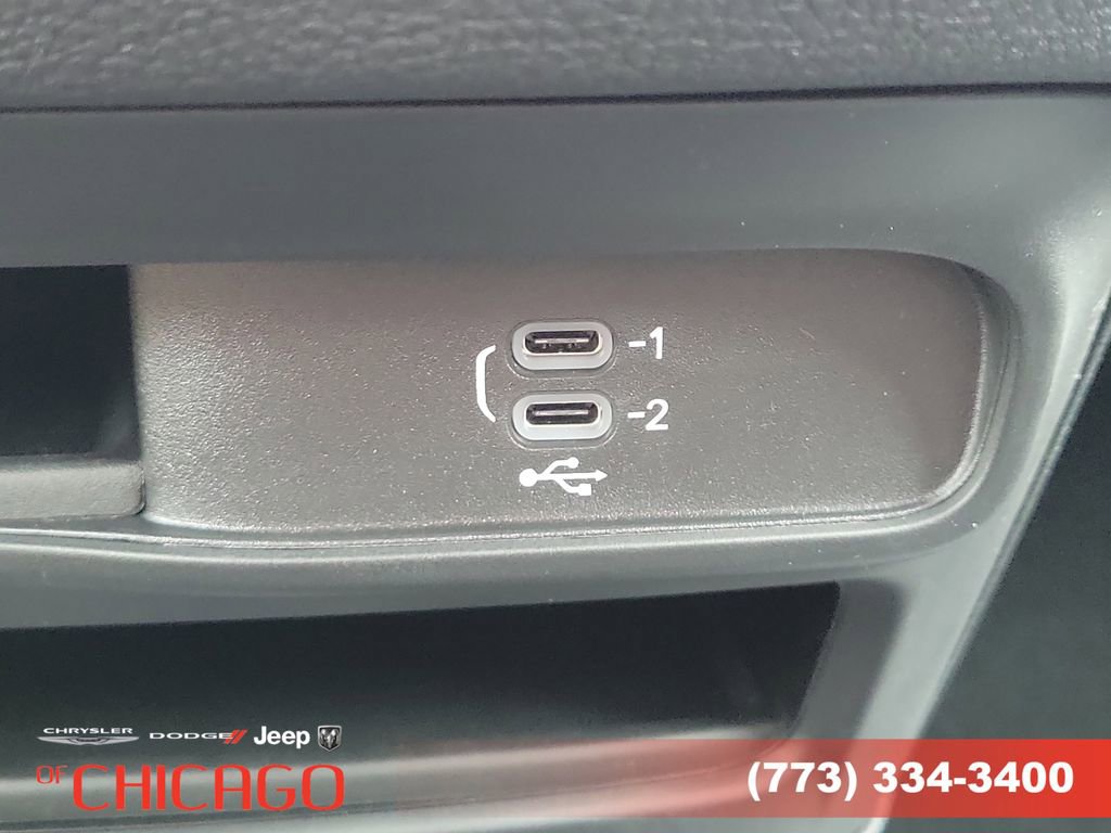 New 2026 Chrysler Pacifica Select image 29