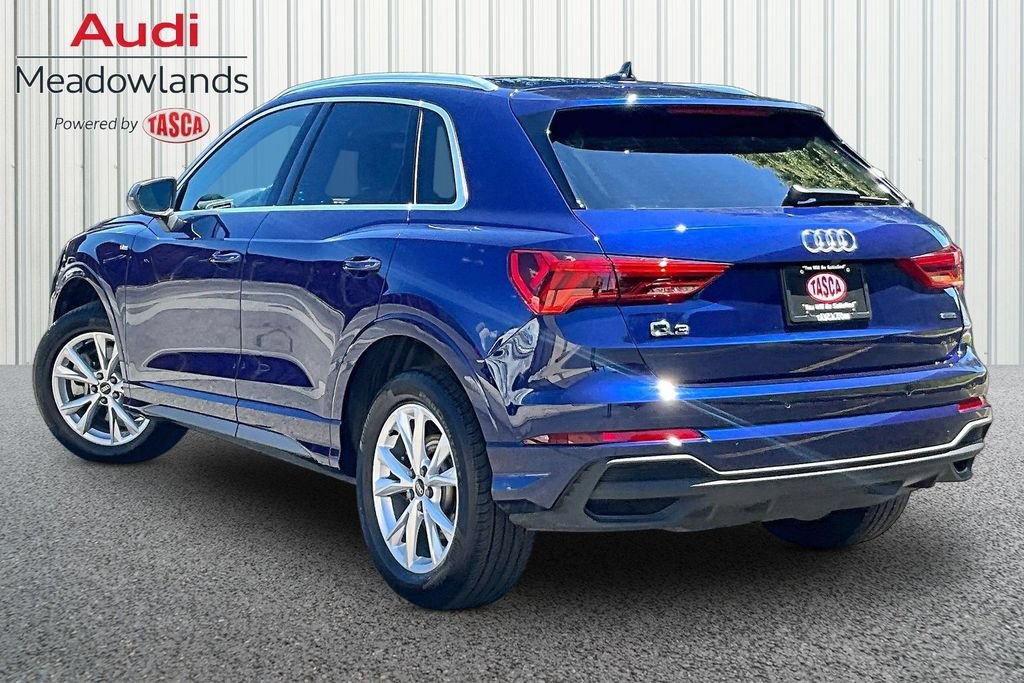 Used 2025 Audi Q3 2.0T Premium w/ Convenience Package AWD/4WD image 4