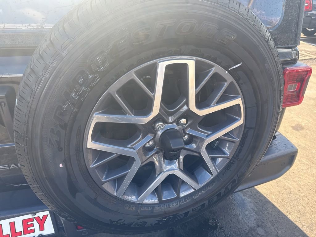 New 2025 Jeep Wrangler Sahara image 40