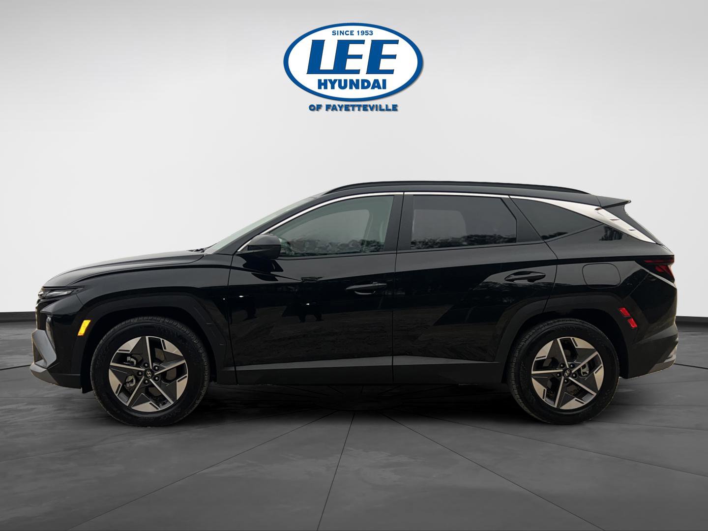Certified 2025 Hyundai Tucson SEL image 3