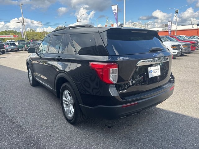 Used 2022 Ford Explorer XLT image 5