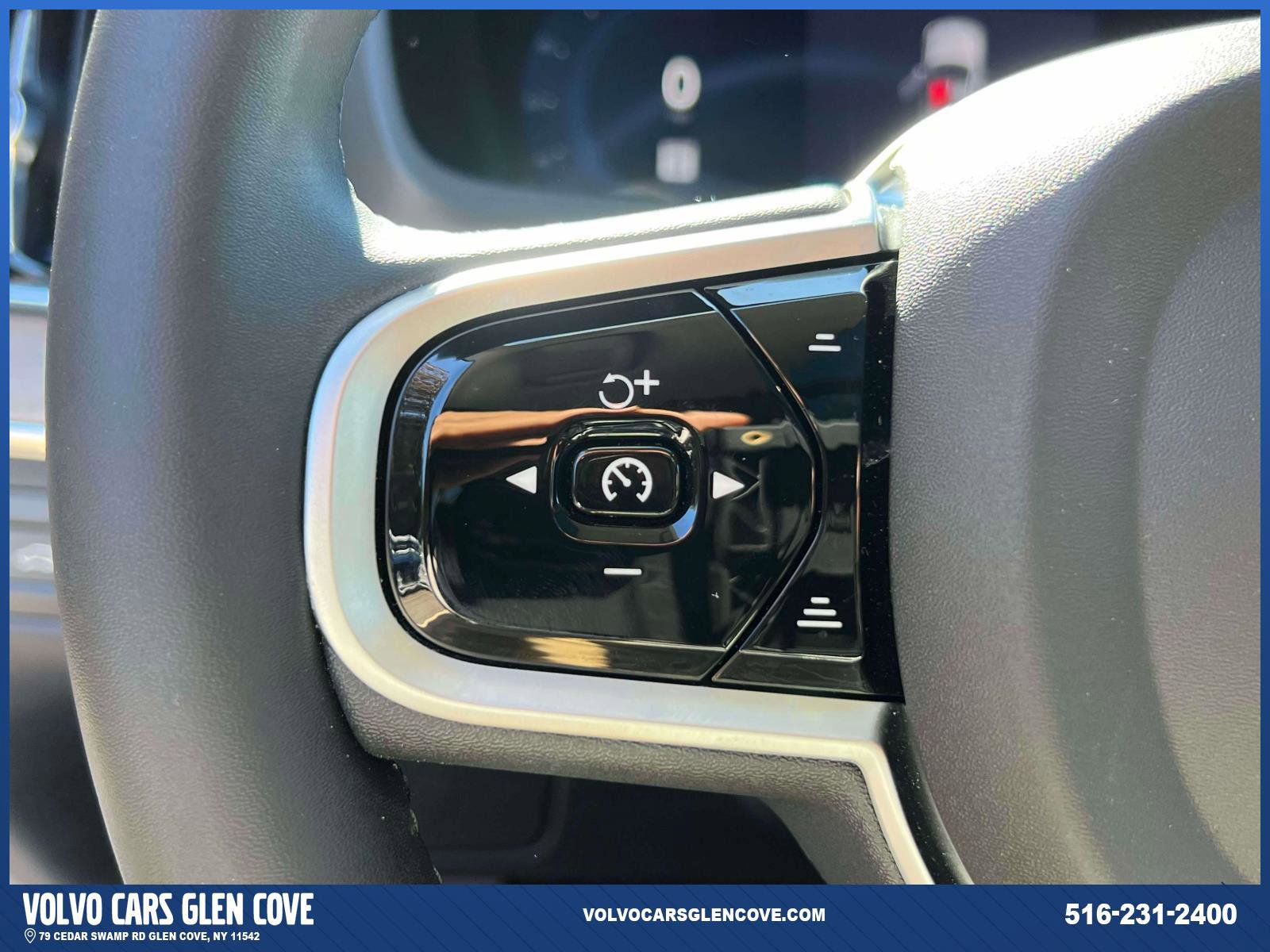 Used 2025 Volvo XC90 B6 Plus w/ Protection Package Premier image 20