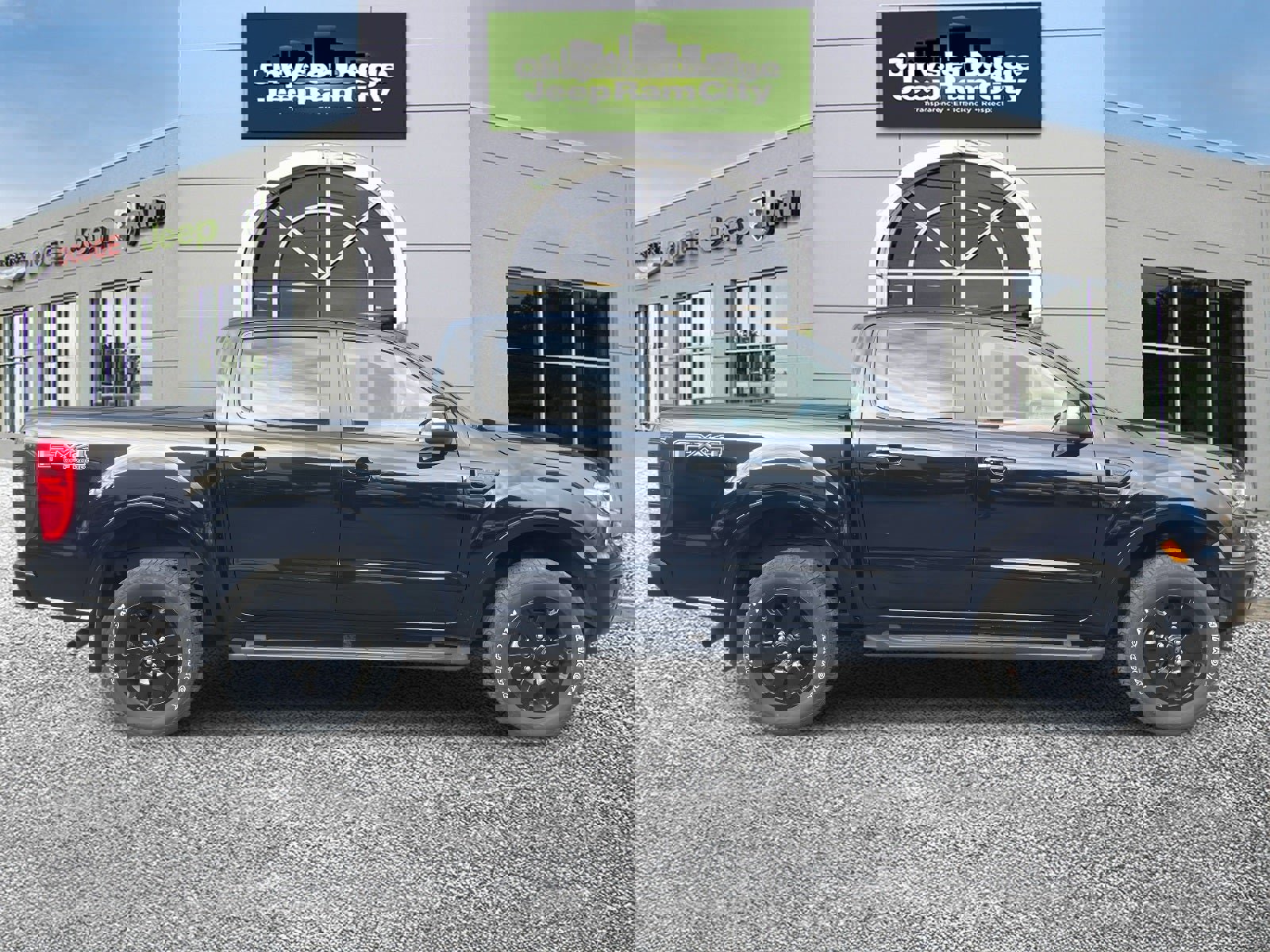 Used 2022 Ford Ranger Lariat w/ Equipment Group 501A High image 5