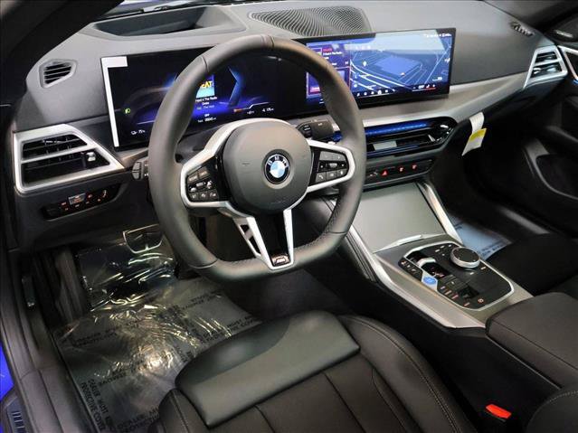 Used 2026 BMW i4 xDrive40i w/ M Sport Package AWD/4WD image 3