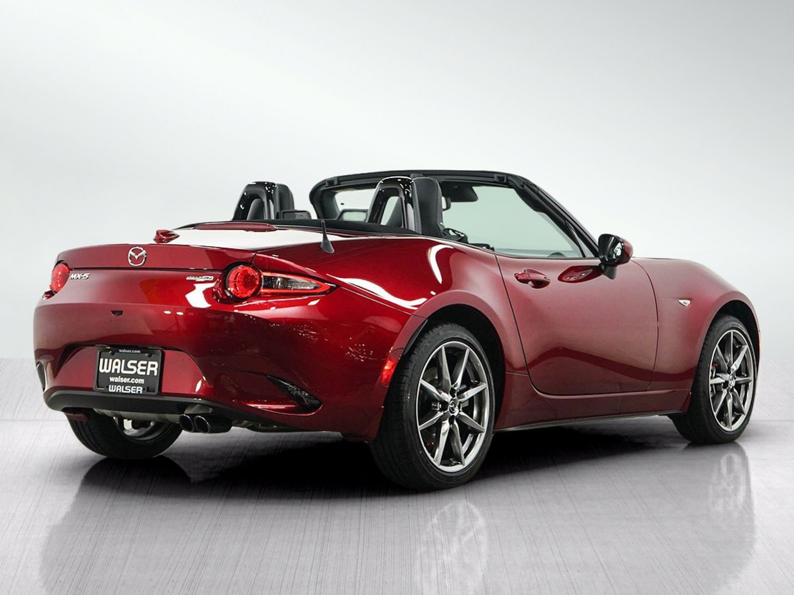 Used 2023 MAZDA MX-5 Miata Grand Touring RWD image 5