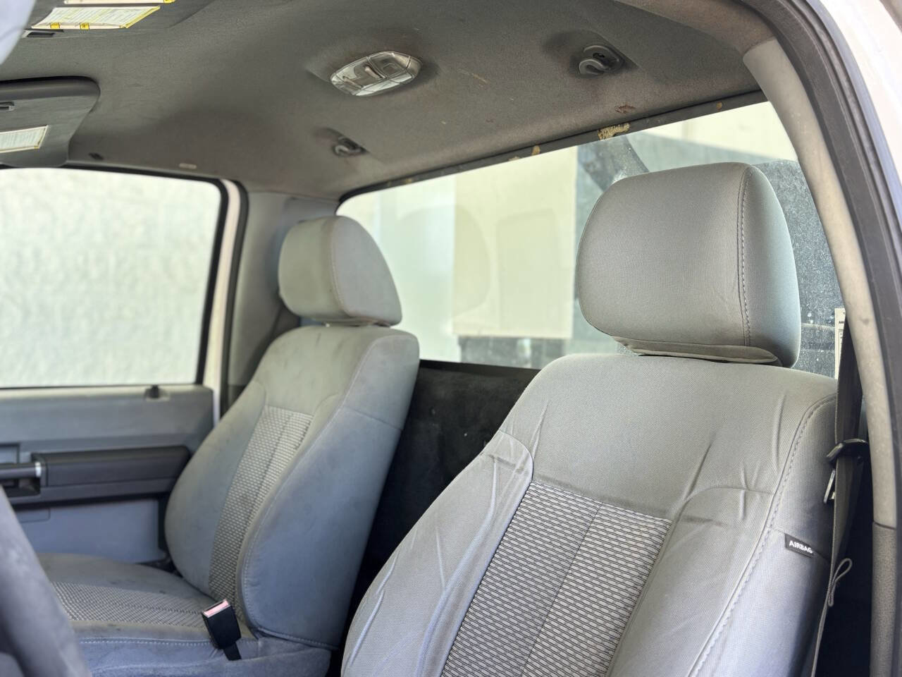 Used 2011 Ford F550 4X2 2dr Regular Cab 140.8 200. w/ Payload Upgrade Pkg image 14