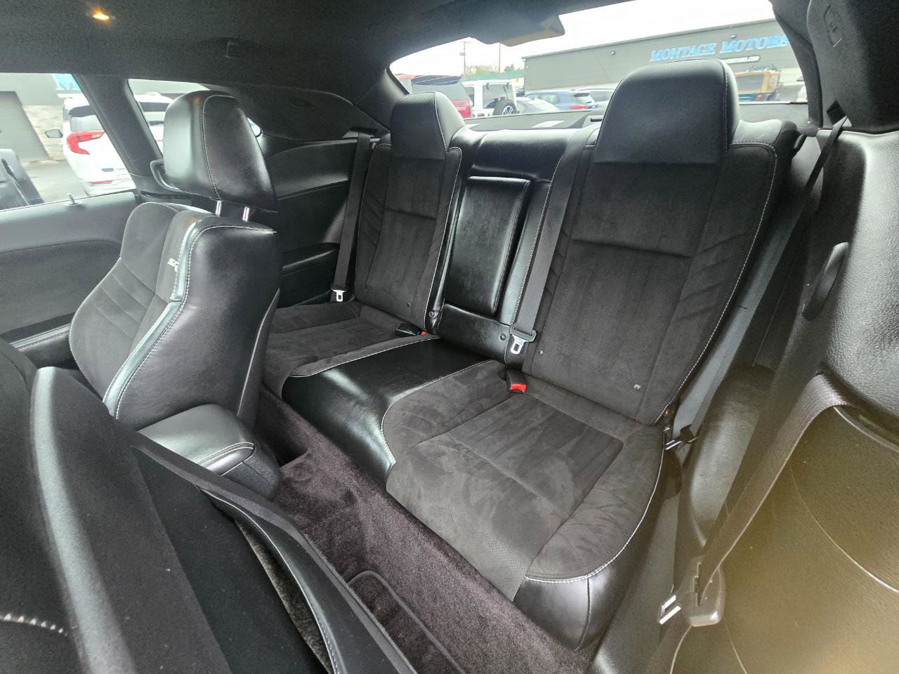 Used 2017 Dodge Challenger SRT Hellcat RWD image 15