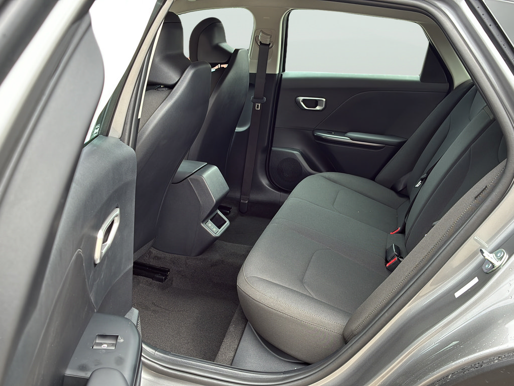 New 2026 Kia K4 FWD image 16