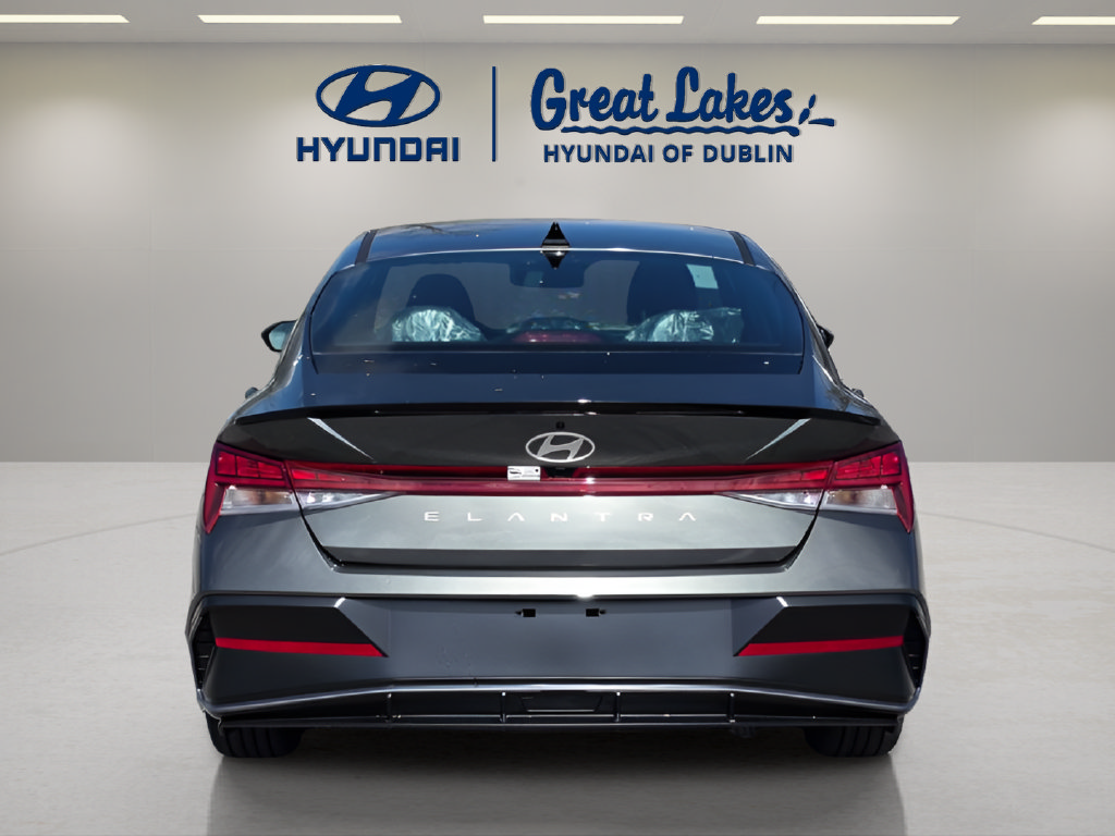 New 2026 Hyundai Elantra SEL Sport Premium FWD image 4