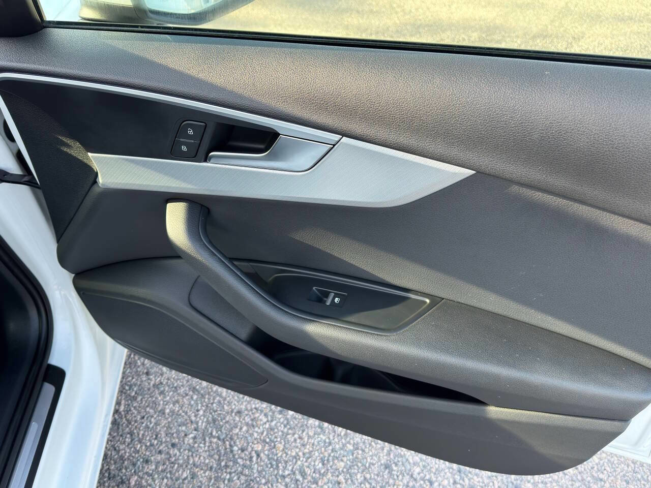 Used 2017 Audi A4 2.0T Premium w/ Audi MMI Navigation Plus image 25