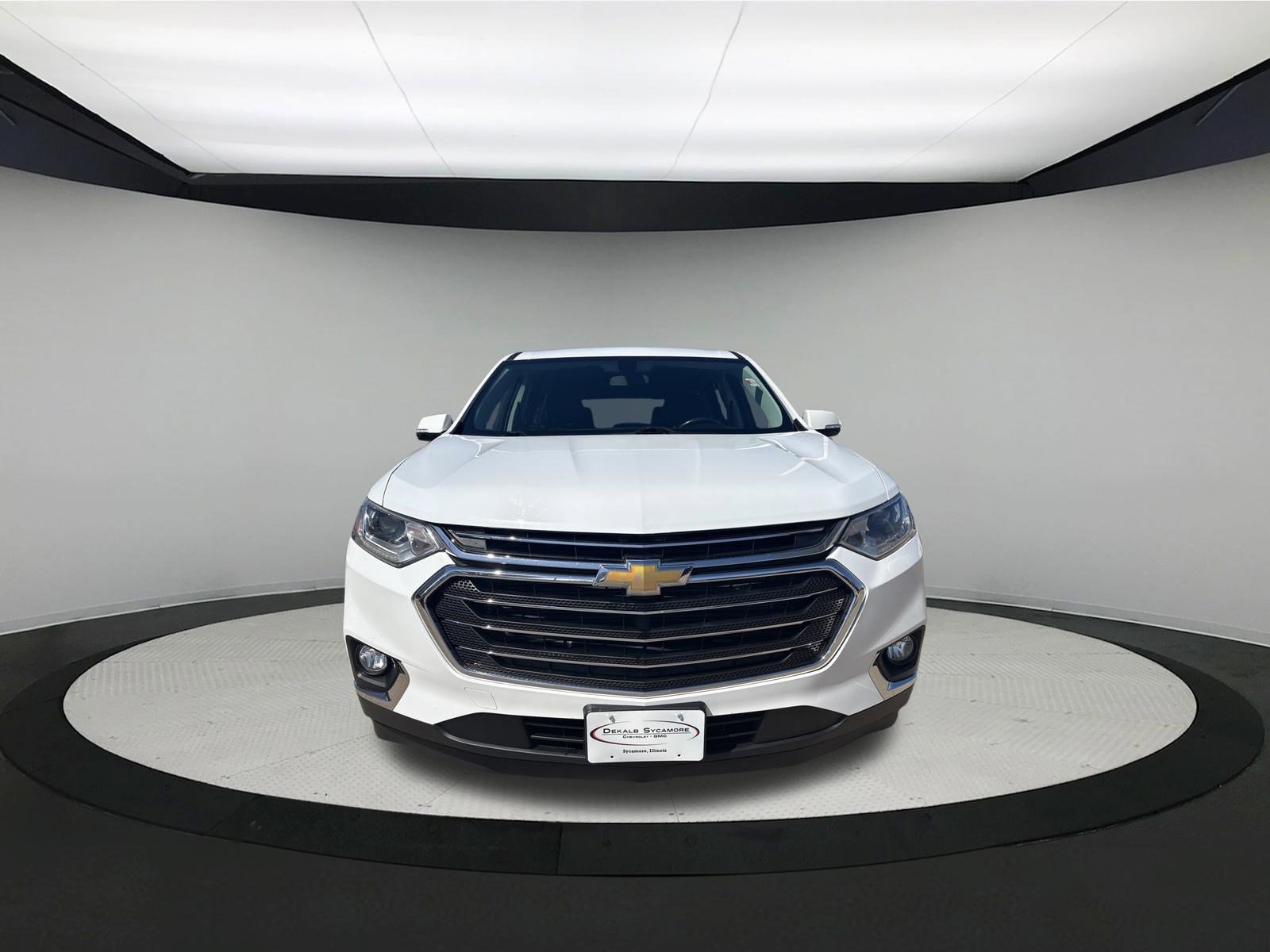 Used 2019 Chevrolet Traverse LT image 2