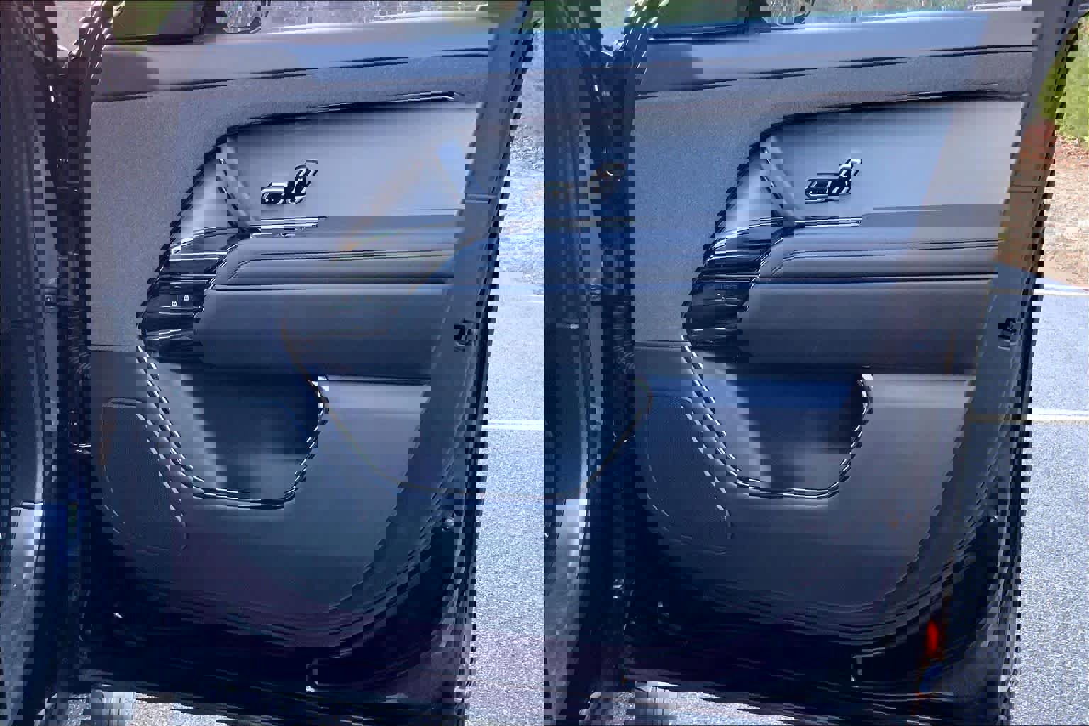 Used 2024 Land Rover Range Rover Sport SE image 21