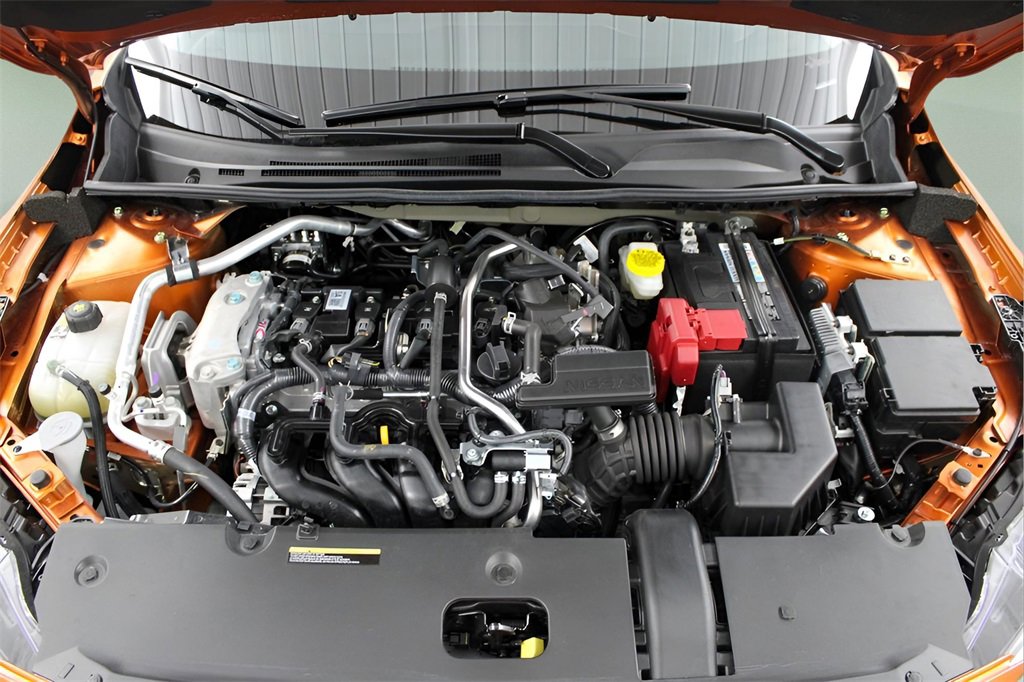 Used 2025 Nissan Sentra SR w/ SR Premium Package image 33