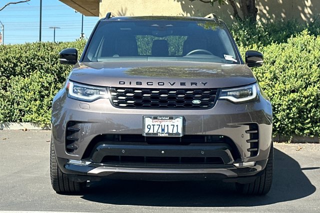 Certified 2025 Land Rover Discovery Dynamic SE AWD/4WD image 8