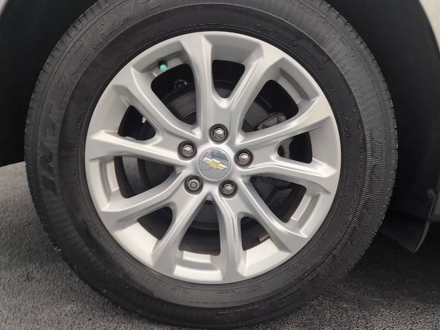 Used 2019 Chevrolet Equinox LT image 9