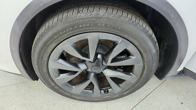 Used 2023 Tesla Model X image 63