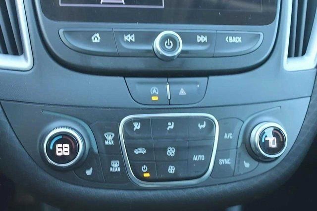 Used 2022 Chevrolet Malibu LT image 20