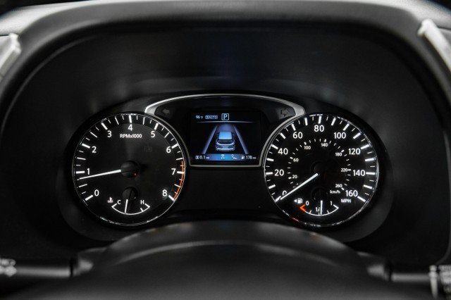 Used 2020 Nissan Pathfinder Platinum AWD/4WD image 15
