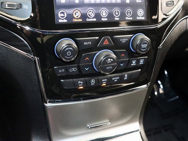 Used 2021 Jeep Grand Cherokee Limited image 20