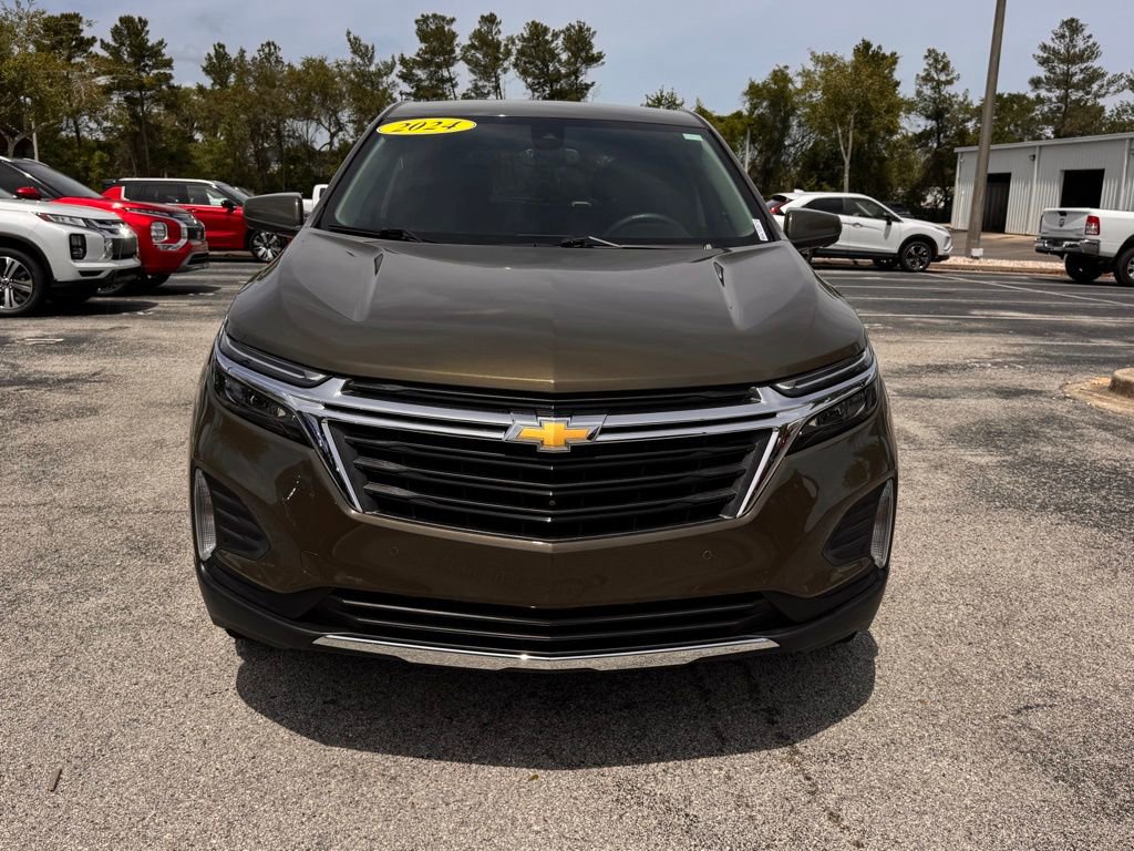 Used 2024 Chevrolet Equinox LT FWD image 2