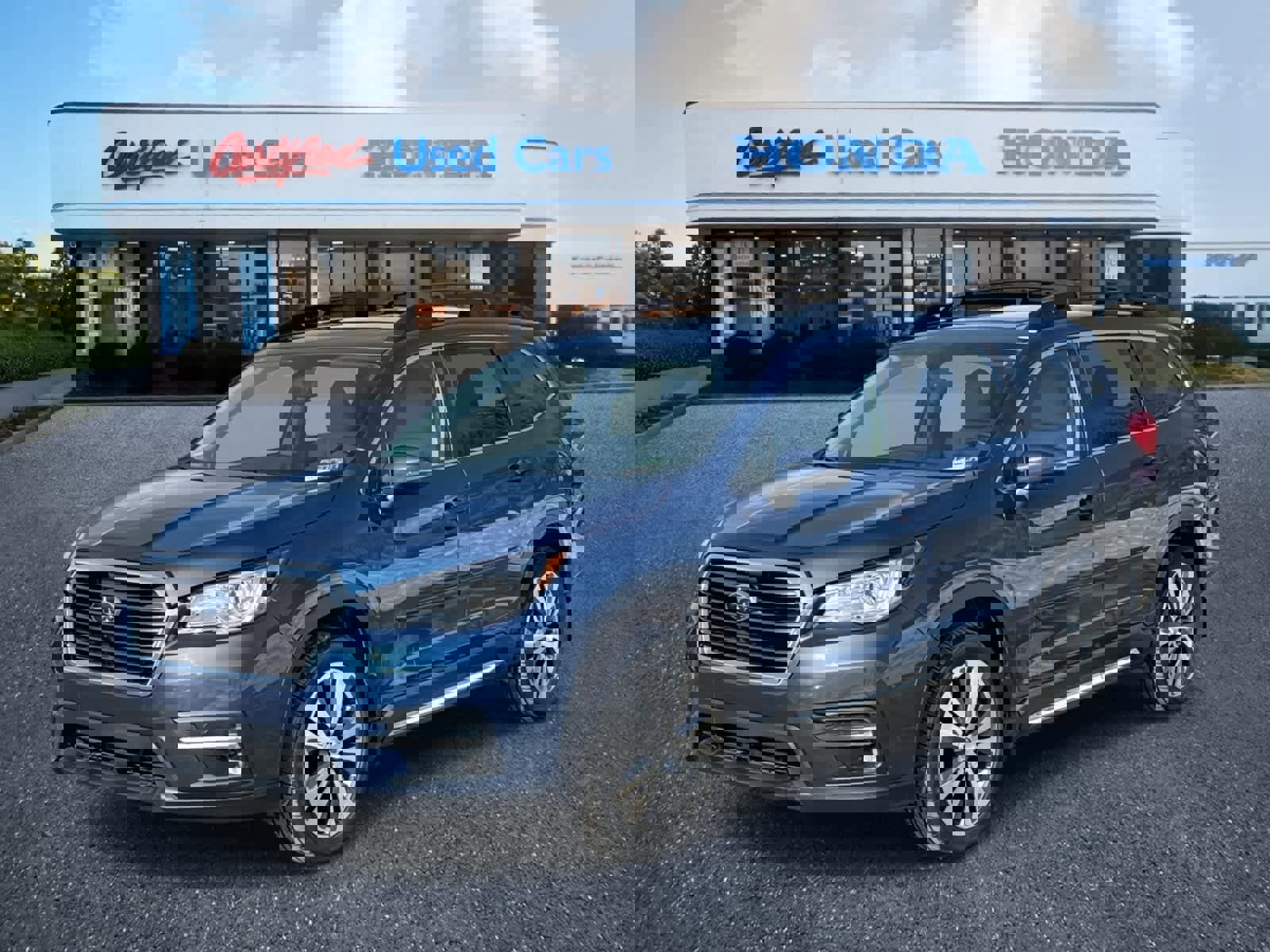 Used 2020 Subaru Ascent Limited w/ Technology Package