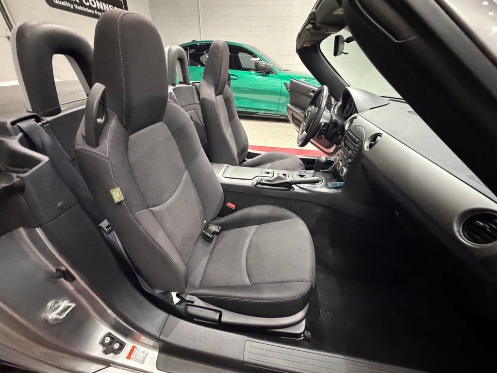 Used 2011 MAZDA MX-5 Miata Sport RWD image 36