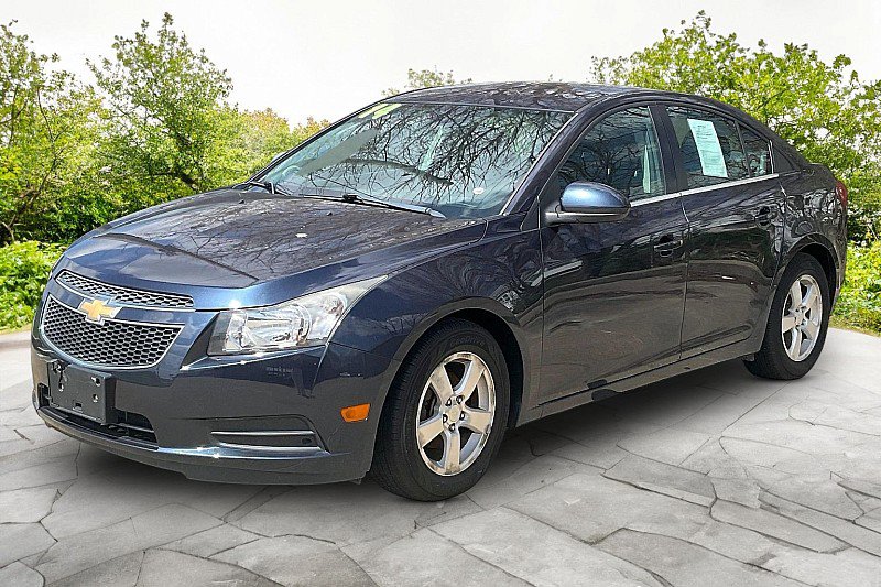 Used 2014 Chevrolet Cruze LT FWD image 1