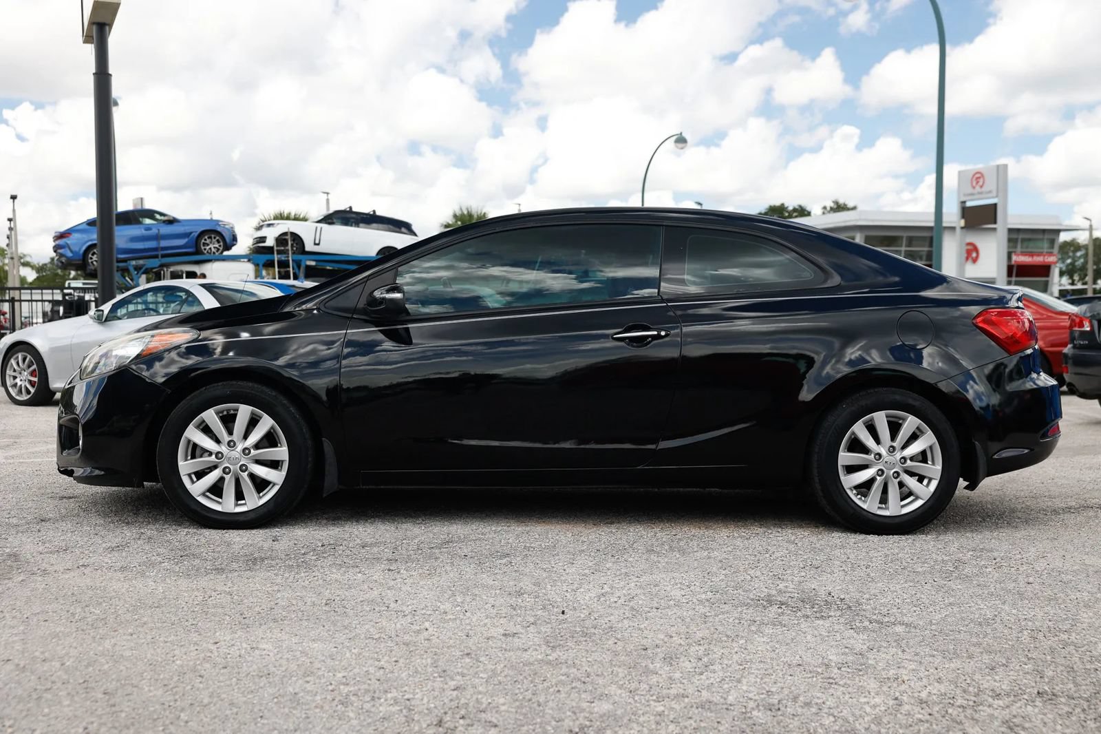 Used 2016 Kia Forte Koup EX w/ EX Premium Package FWD image 3