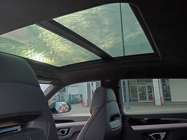 Used 2020 Lamborghini Urus image 20