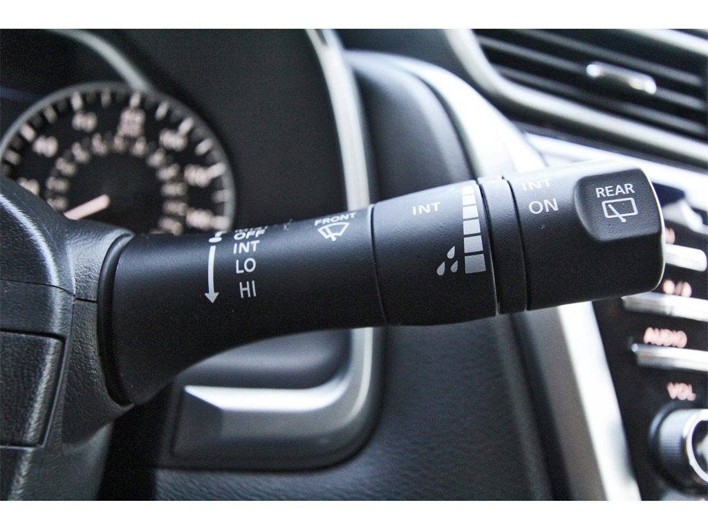 Certified 2024 Nissan Murano Platinum w/ Cargo Package image 18