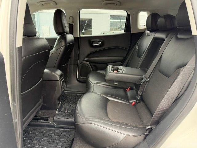 Used 2020 Jeep Compass Latitude AWD/4WD image 8