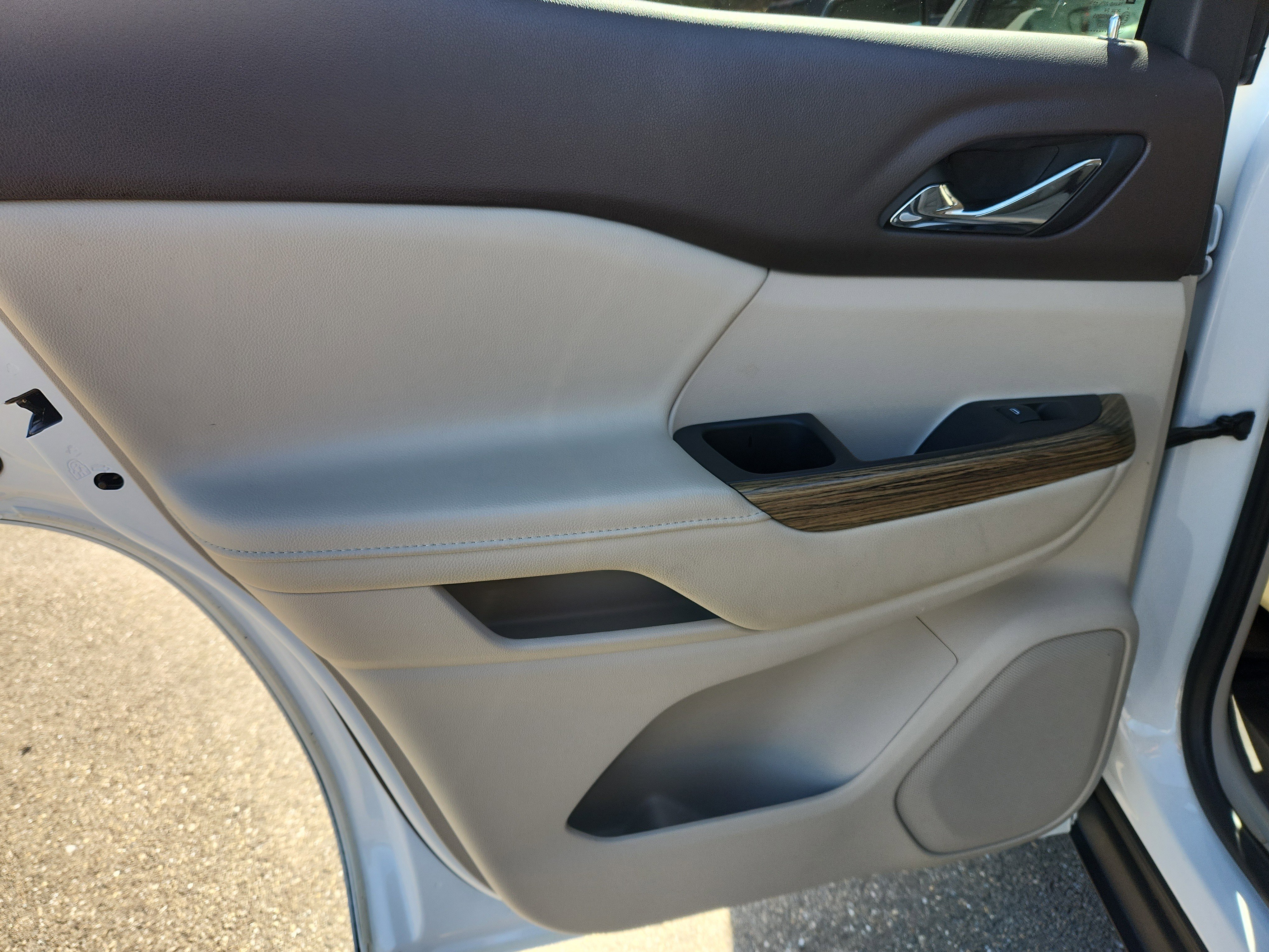 Used 2019 GMC Acadia Denali image 46