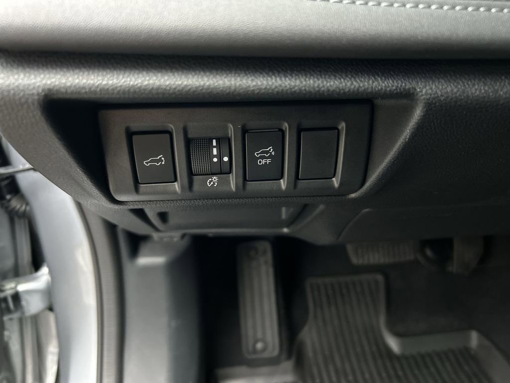 Certified 2025 Subaru Outback Limited XT w/ Popular Package #2 image 17