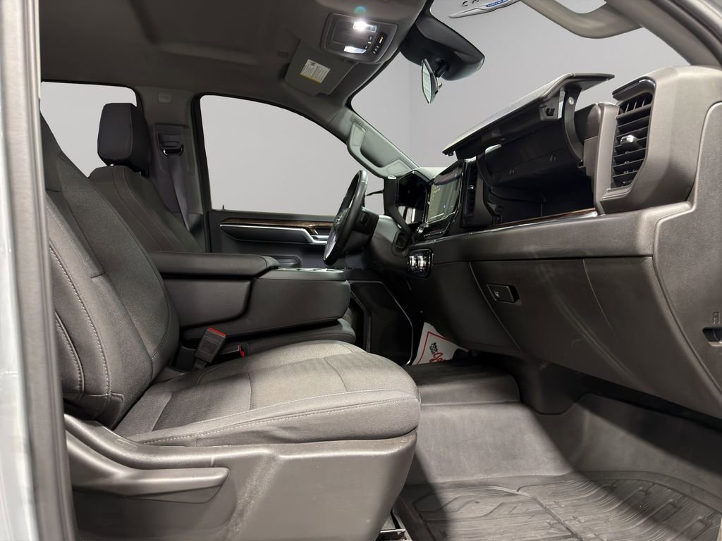 Used 2024 GMC Sierra 1500 SLE image 44