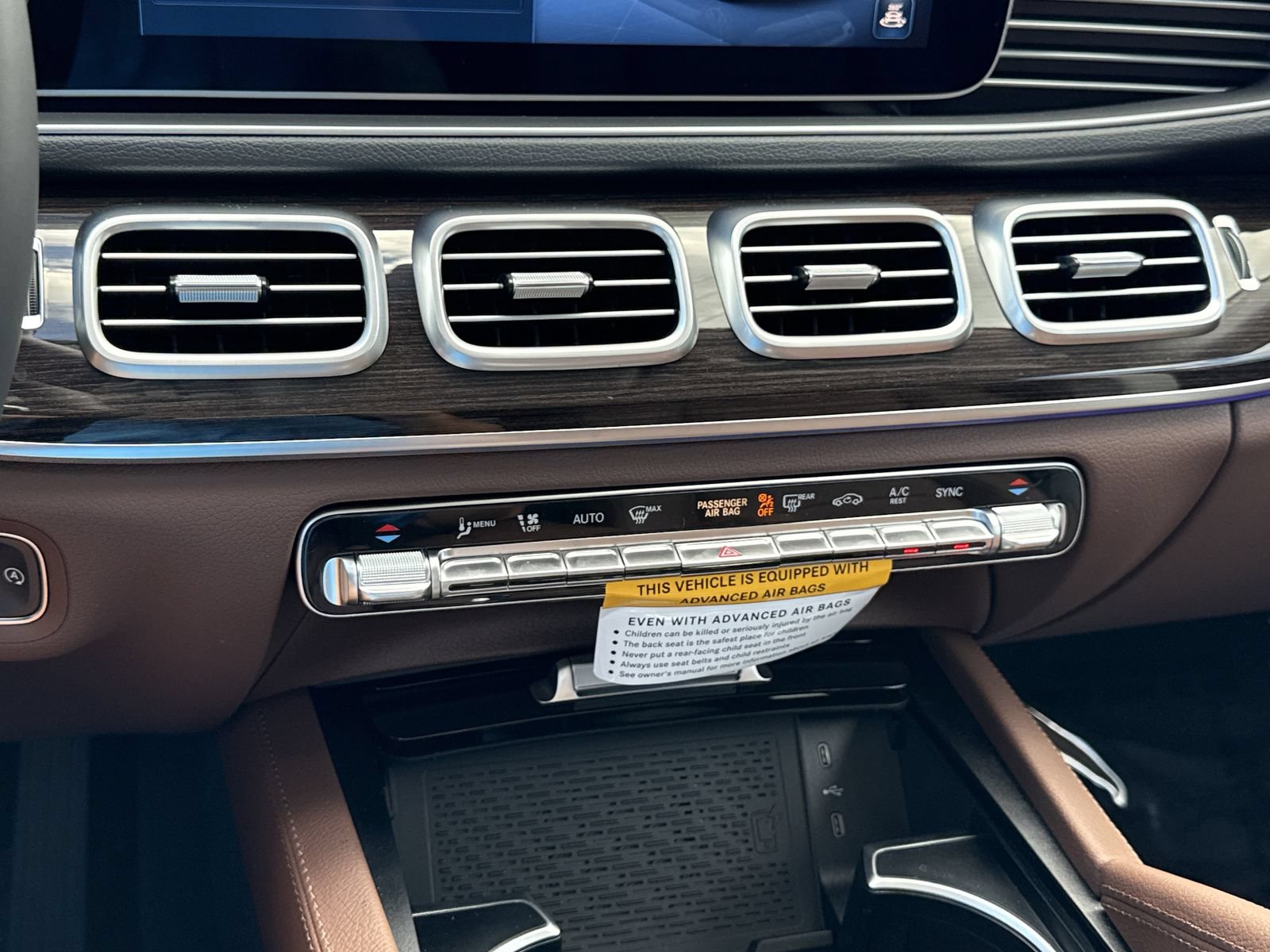 Certified 2026 Mercedes-Benz GLE 450 4MATIC image 29