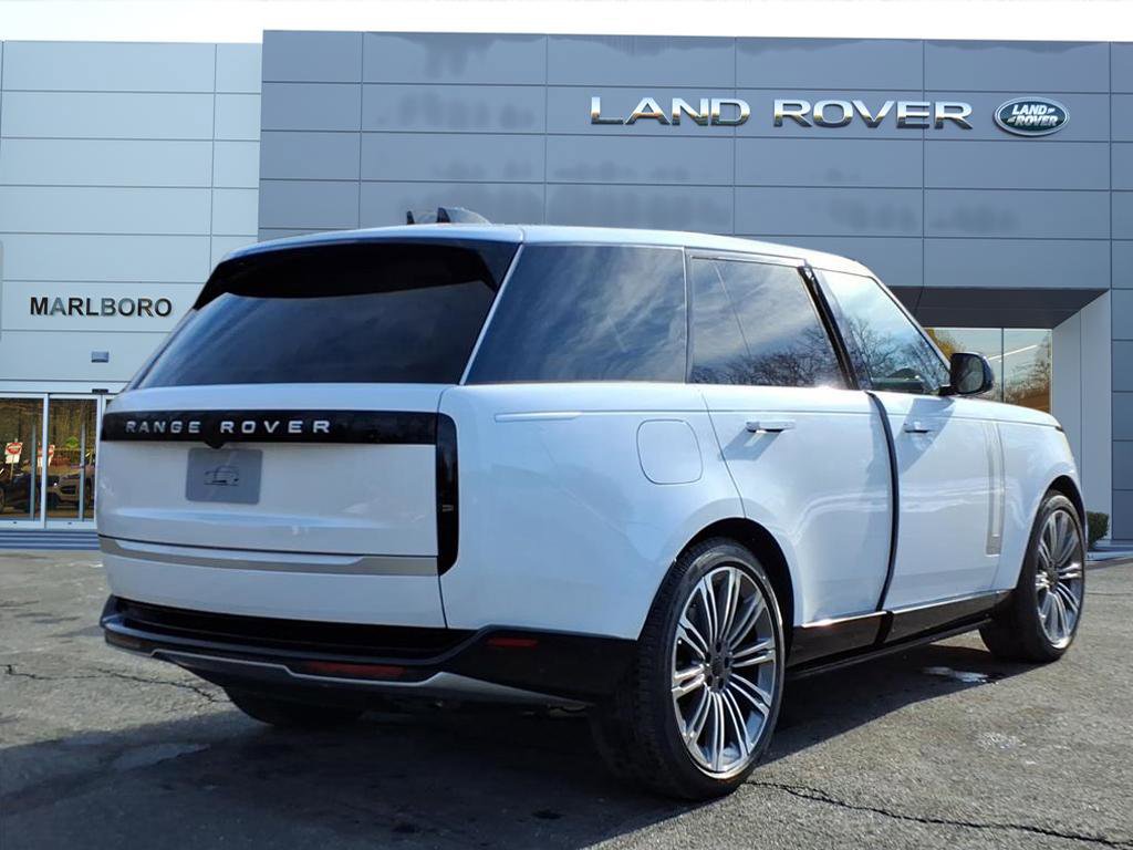 New 2026 Land Rover Range Rover Autobiography image 2