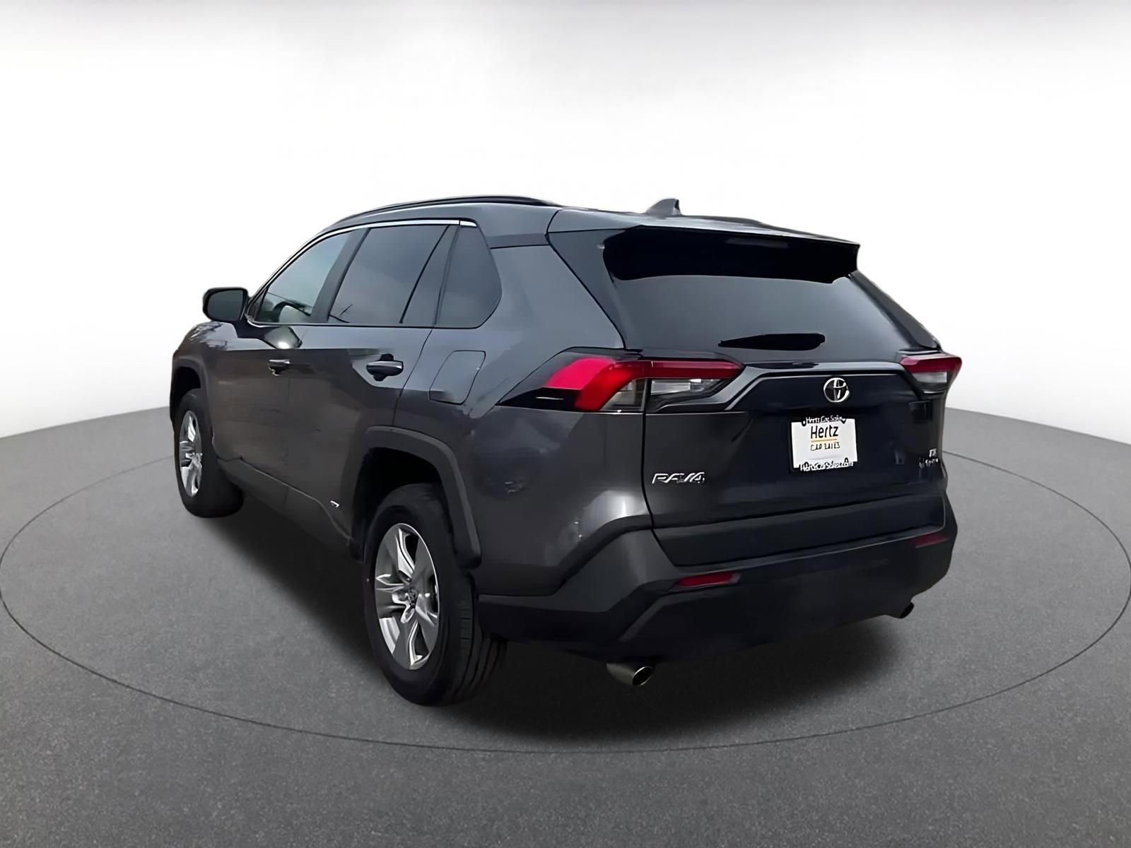 Used 2025 Toyota RAV4 LE image 11