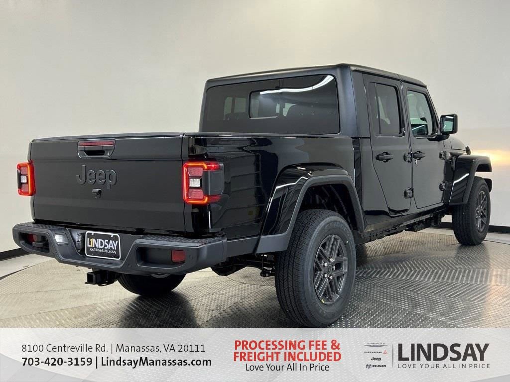 New 2026 Jeep Gladiator Sport video 4