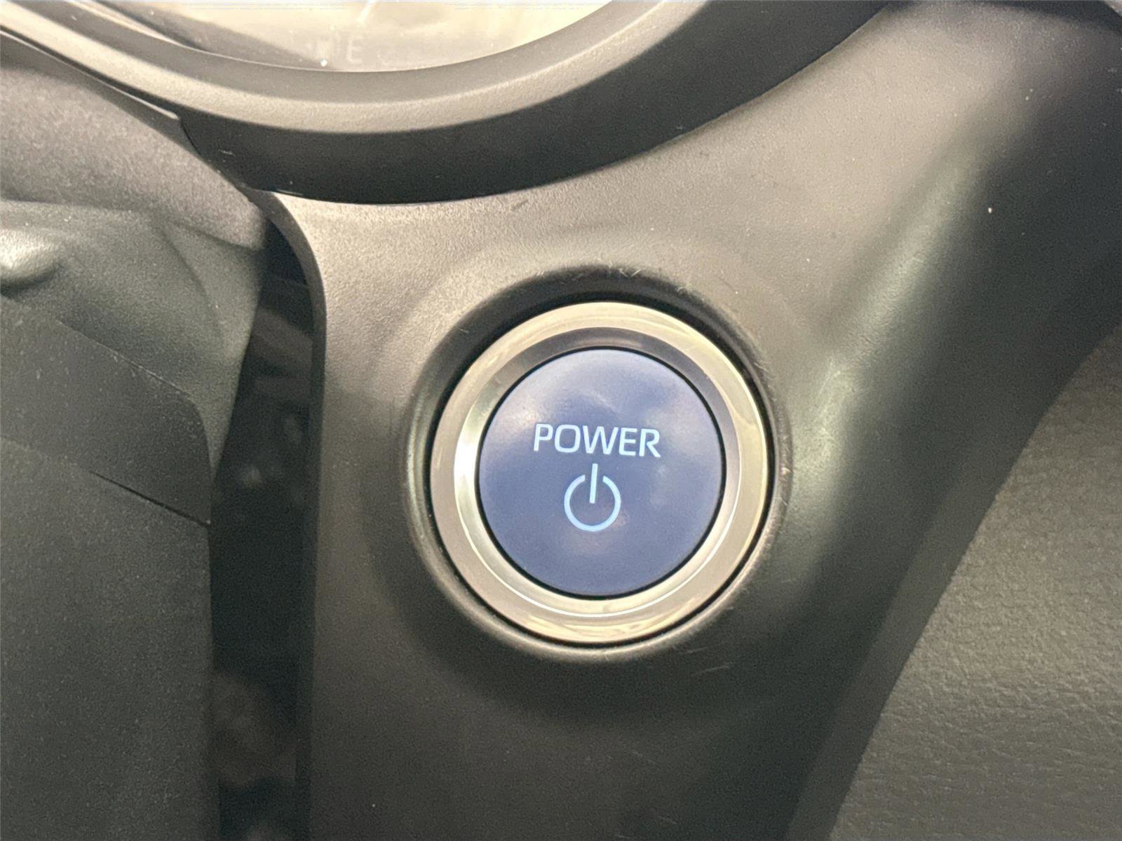 Certified 2022 Toyota Sienna XSE image 21