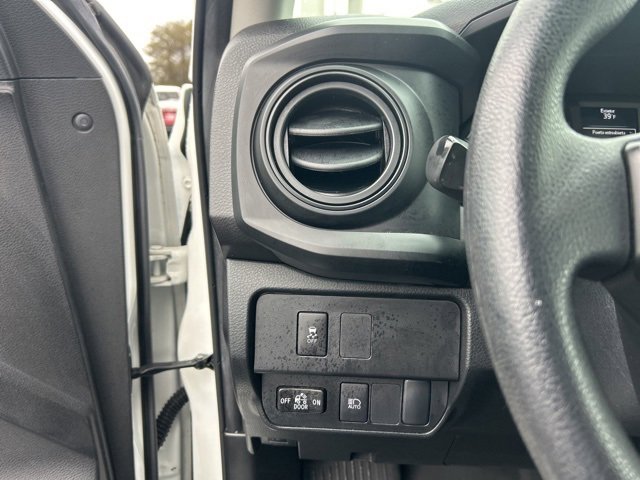 Used 2022 Toyota Tacoma SR image 26